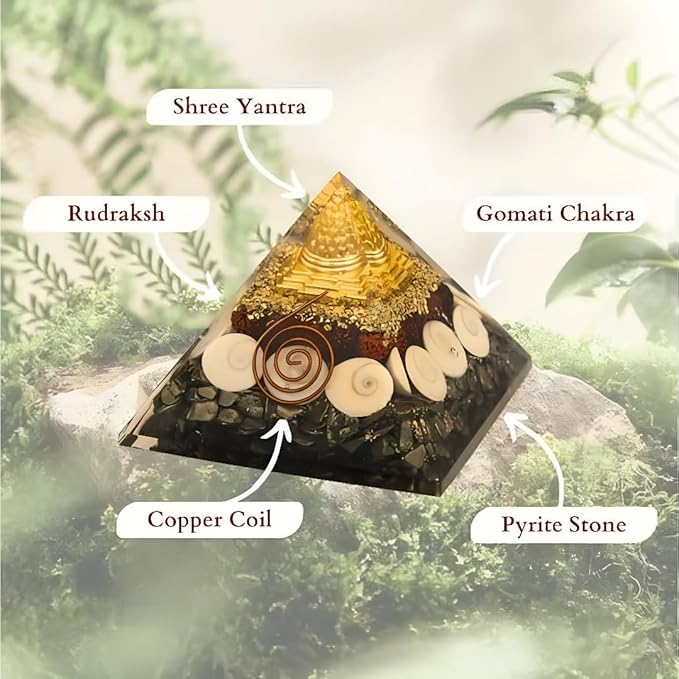 Money Magnet Pyrite Pyramid(SMALL)