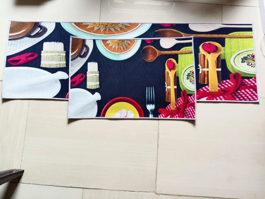 2 pcs  Kitchen Mat ( Random Color & Design)