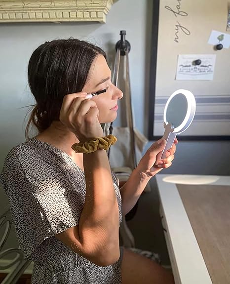 Travel Mirror Travel Makeup Mirror Handheld Mirror with Light Vanity Light