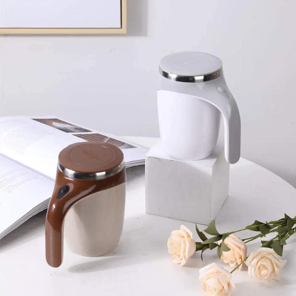 Self Stirring Magnetic Mug( random color)